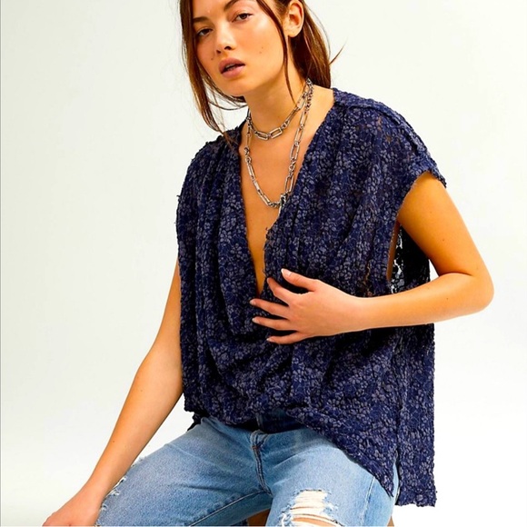 Free People Tops - Free People Blue Floral Oversized Textured Top Size XS
